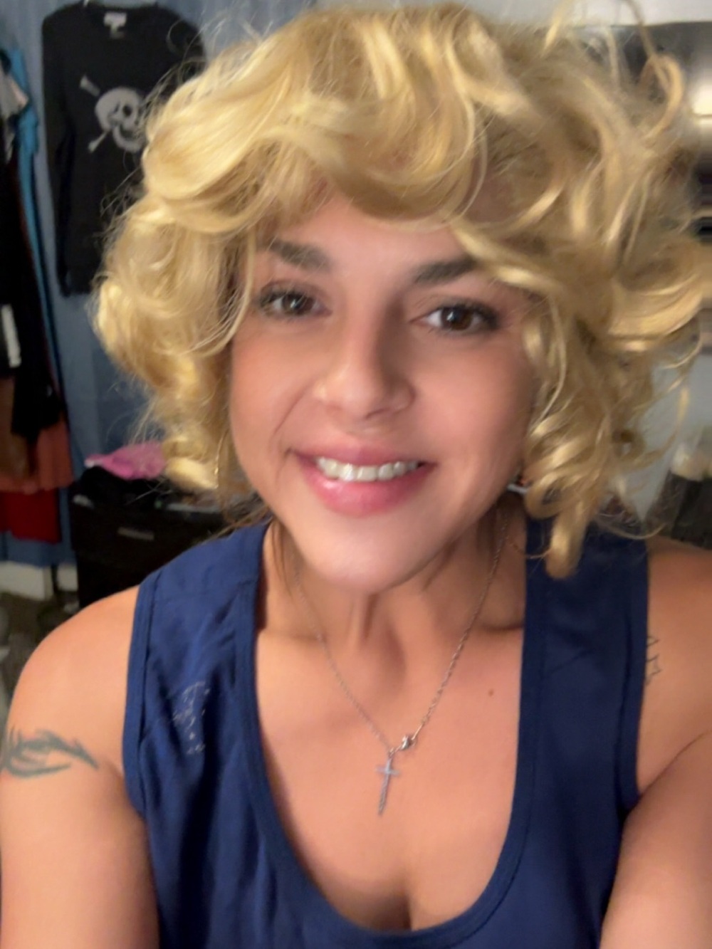 New! Blonde Short Curly Wig with Wig Cap